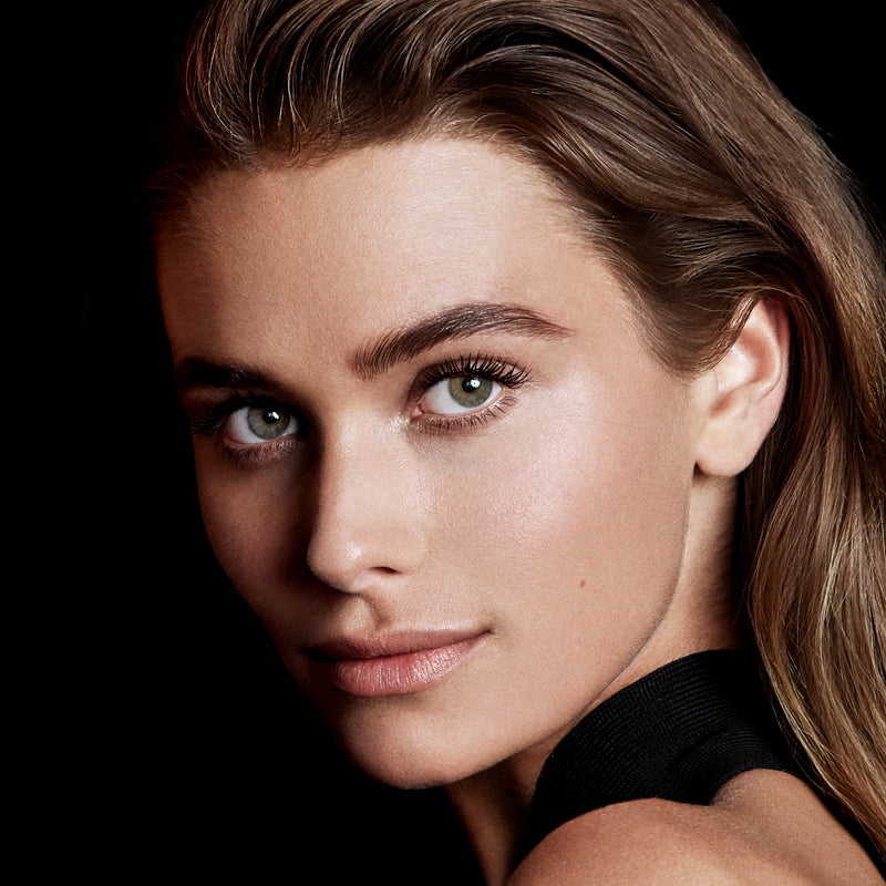 How to shape perfect eyebrows?