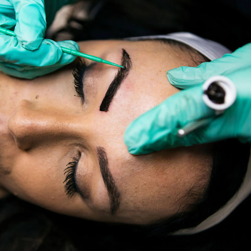 Create your favorite eyebrow shape